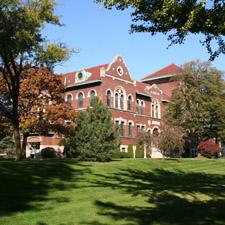 Loyola University Chicago - English as a Second Language Program, Illinois